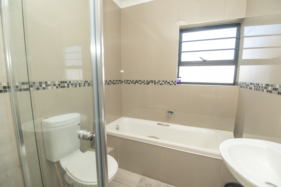 3 Bedroom Property for Sale in Fairview Eastern Cape